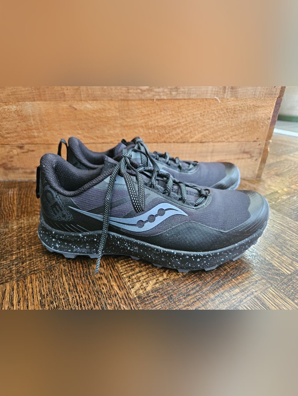 Saucony ICE Black Athletic Shoes